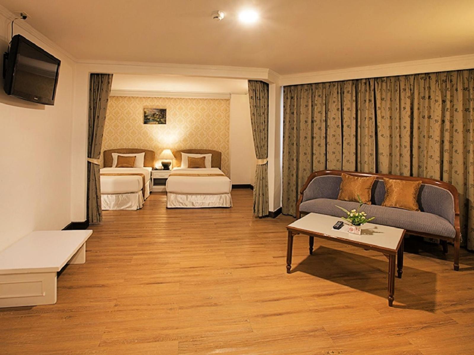 בנגקוק Summit Pavilion Hotel מראה חיצוני תמונה