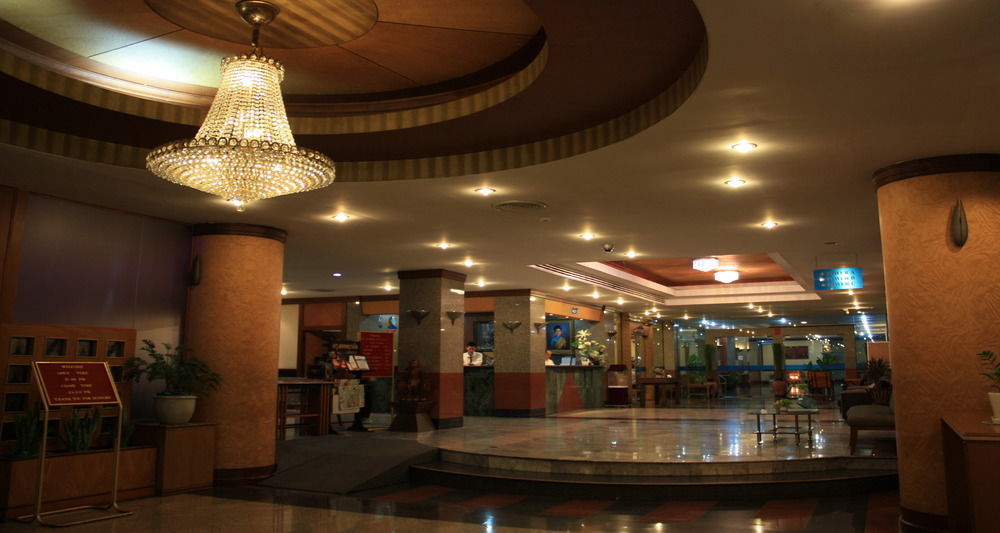 בנגקוק Summit Pavilion Hotel מראה חיצוני תמונה